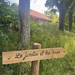 דירה Au Manoir Des Sens - Escapade Insolite Aux Parfums Et Couleurs D ברגהיים