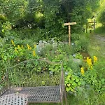 Au Manoir Des Sens - Escapade Insolite Aux Parfums Et Couleurs D דירה