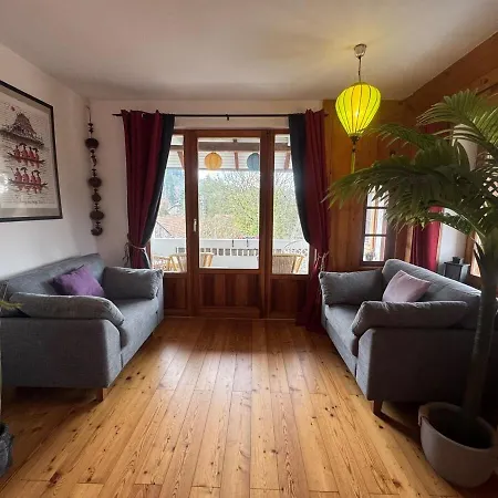 Au Manoir Des Sens - Escapade Insolite Aux Parfums Et Couleurs D